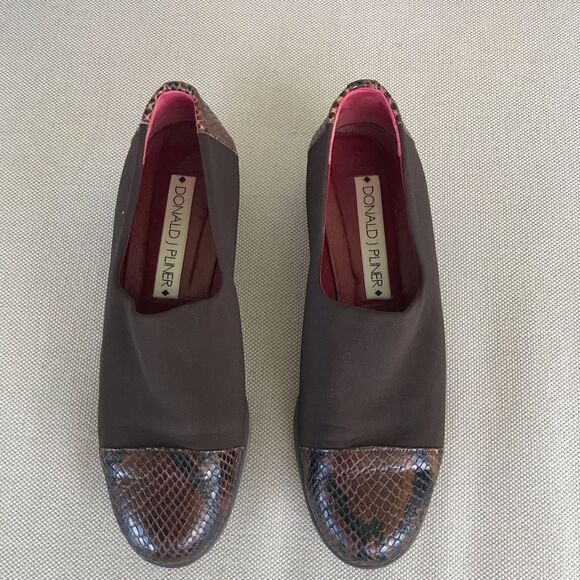 Donald J. Pliner Women's Brown shoes - Picture 1 of 7